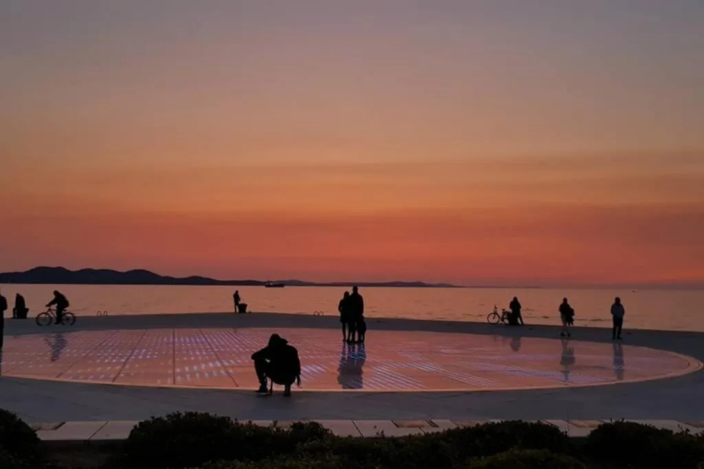 Apartment Kiki, 7Th Floor, With A Sea View, Free Wifi, For 2 Persons Zadar